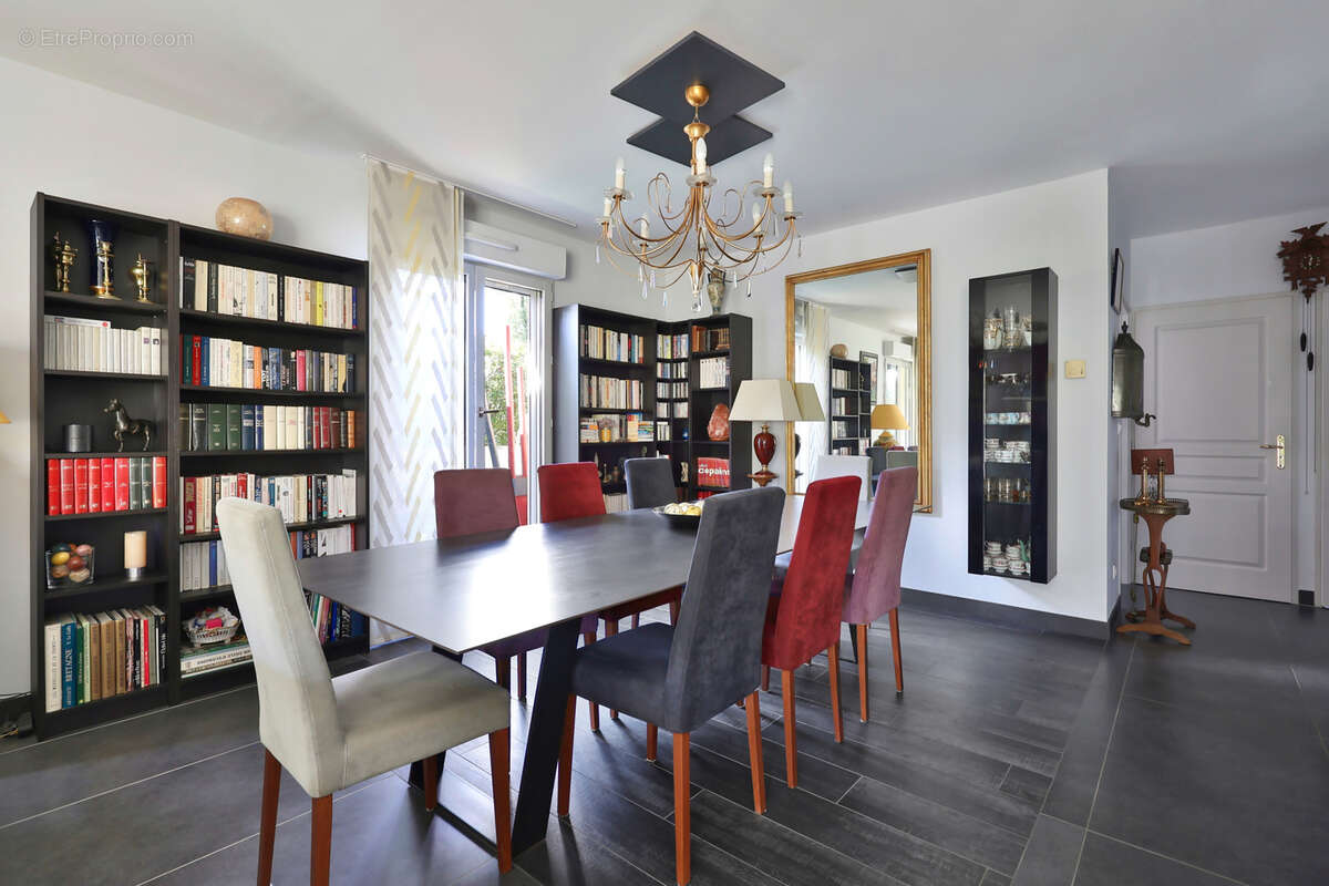 Appartement à TASSIN-LA-DEMI-LUNE