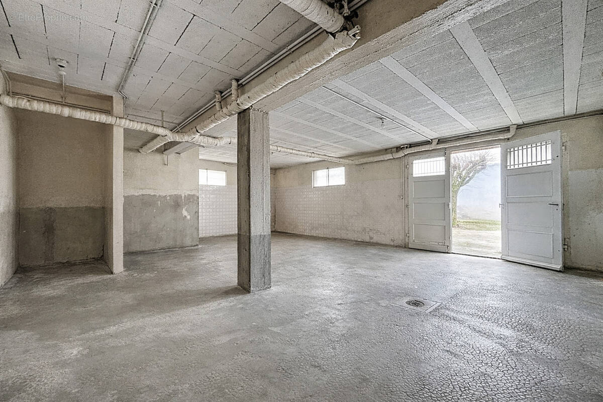Appartement à DRUMETTAZ-CLARAFOND