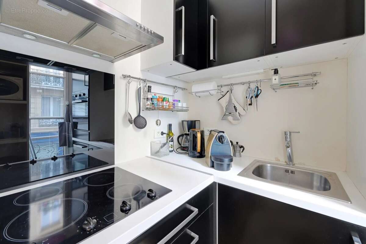 Appartement à PARIS-3E