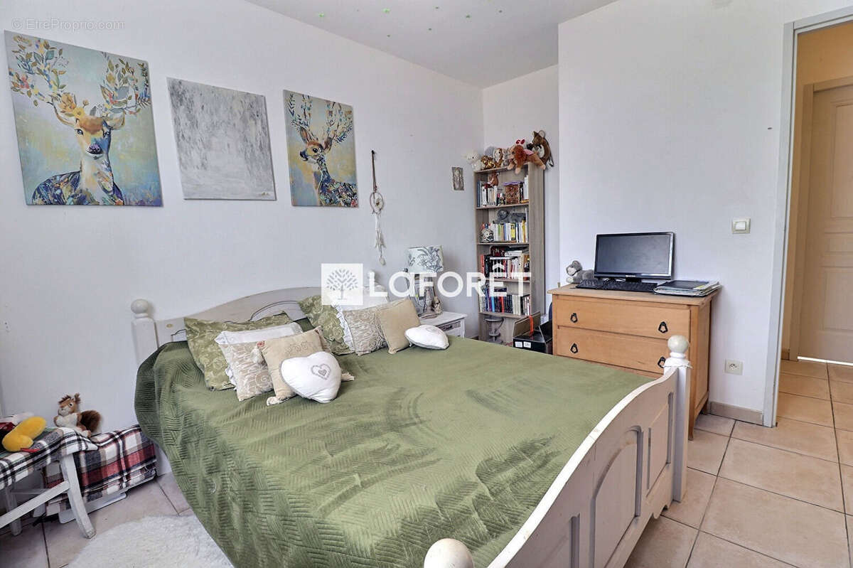 Maison Cuers 4 pièce(s) 115 m2 - photo 6