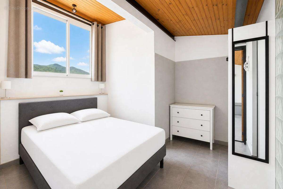 Vente de cette unique propriété de 12 pièces, 288 m², située à Amélie-les-Bains-Palalda - photo 9