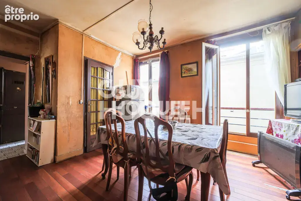 Appartement à PARIS-11E