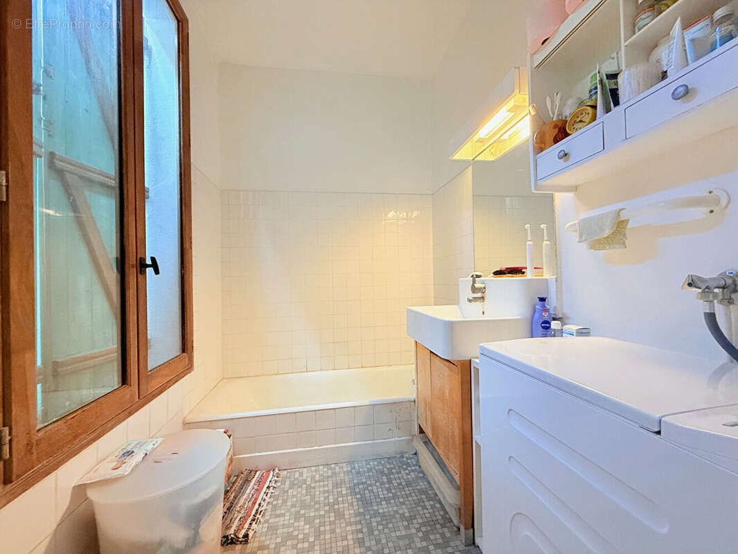 Commerce à LEVALLOIS-PERRET