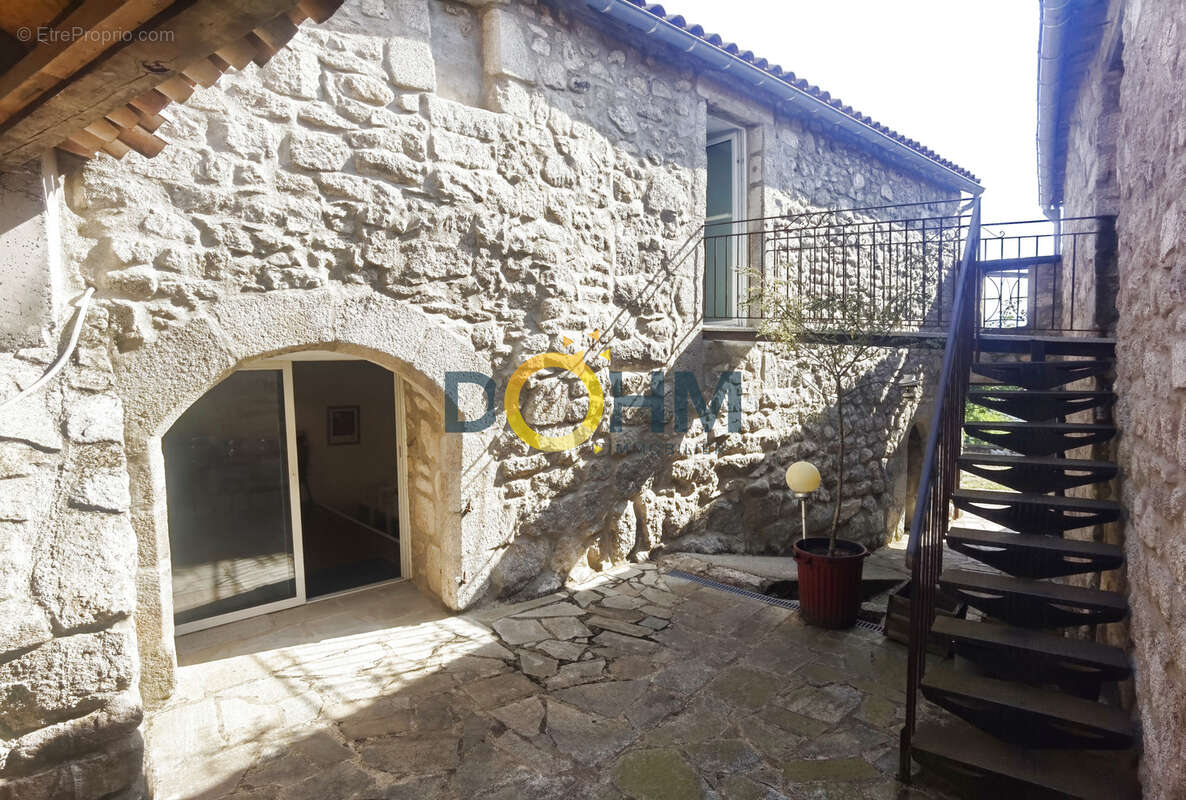 Maison à CONCOULES