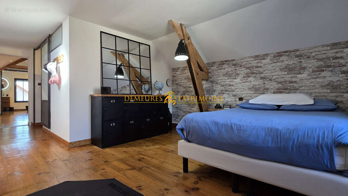 Maison à RUELLE-SUR-TOUVRE