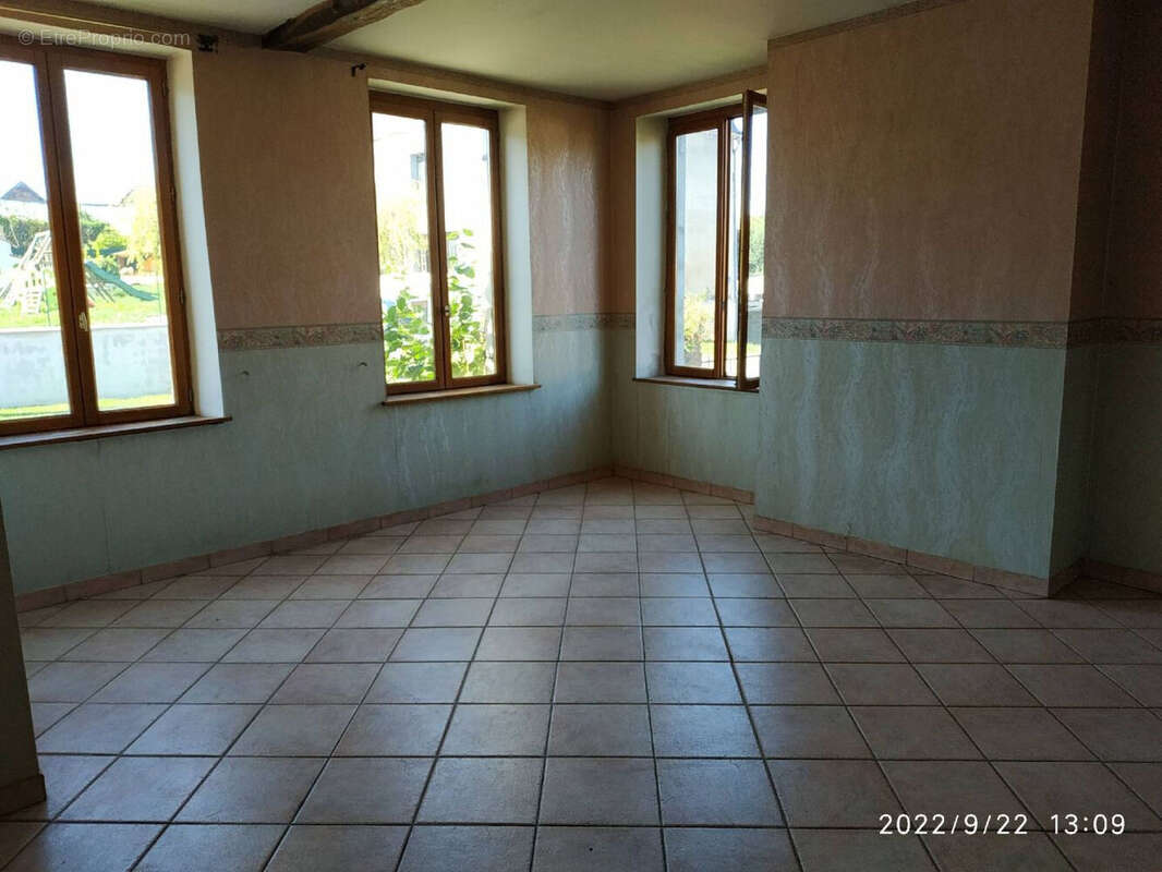 VENTE d'une maison T6 (176 m²) secteur FRAILLICOURT - photo 7