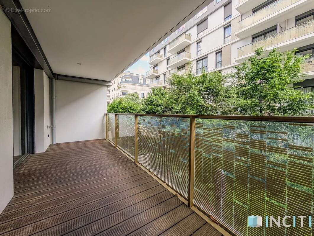 Appartement à ISSY-LES-MOULINEAUX