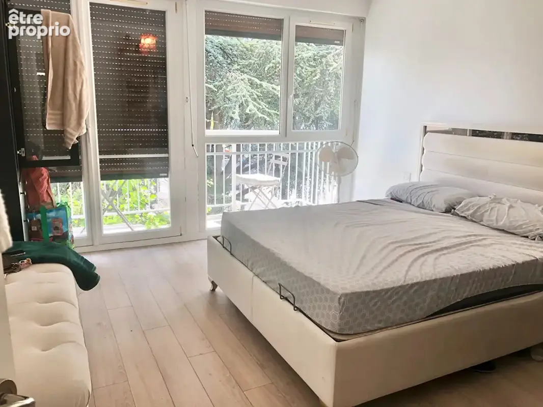 Appartement 5 pieces / 4 chambres avec balcon - photo 4