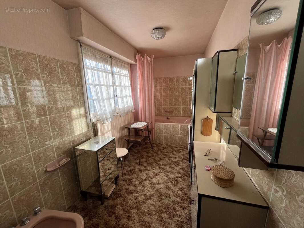 Maison à POIGNY-LA-FORET