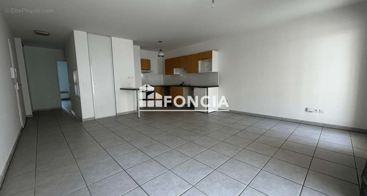 Appartement à MARSEILLE-8E