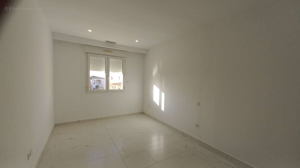 Maison à BEZIERS