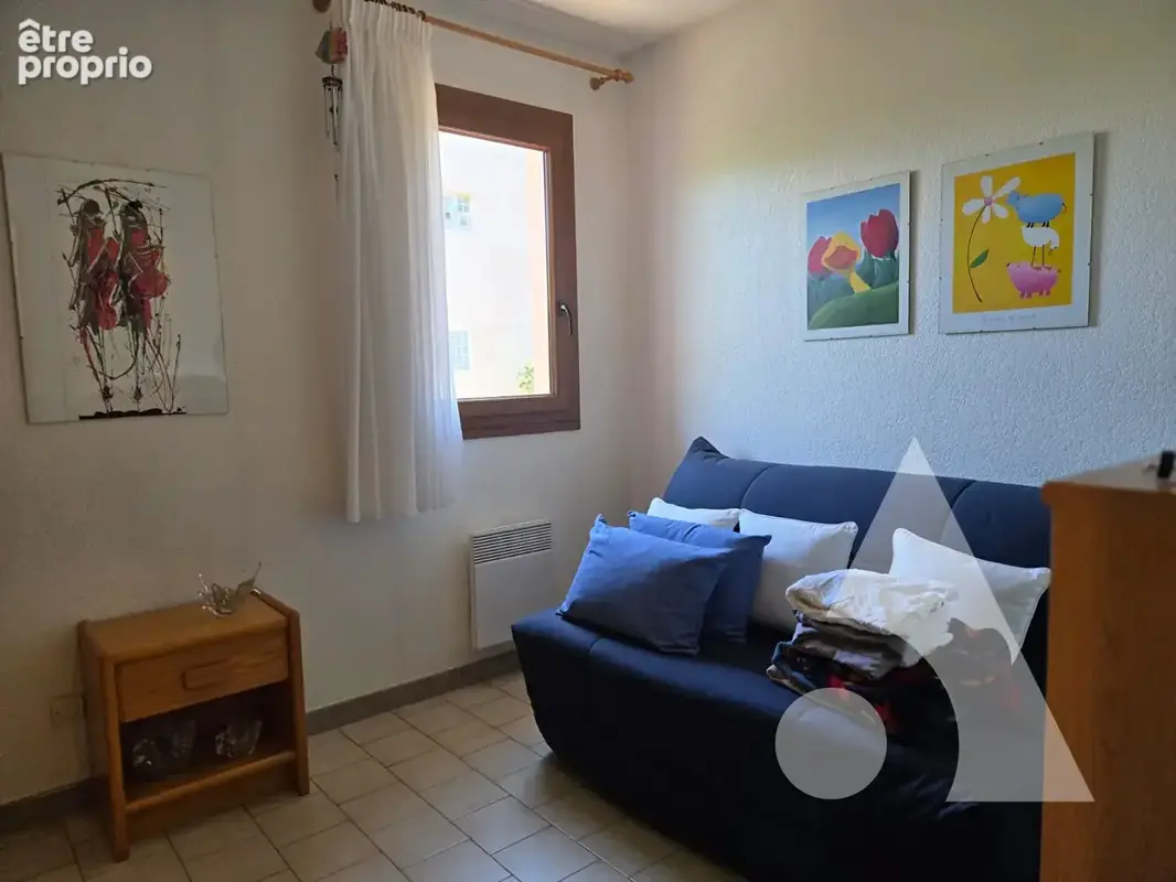 Marseille 10ème, Maison 4 Pièces de 96 m² avec Garage & Jardins Calme et Beaux Extérieurs - photo 8