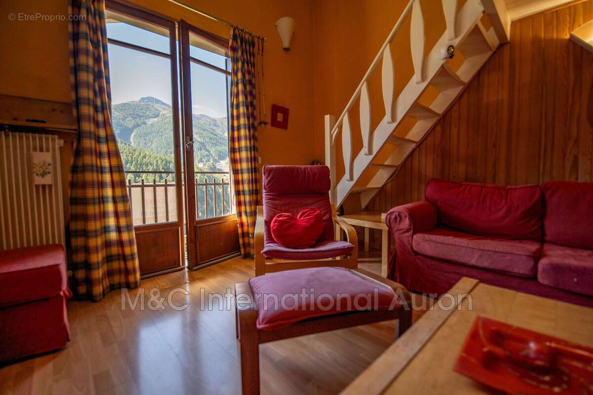 Appartement à SAINT-ETIENNE-DE-TINEE