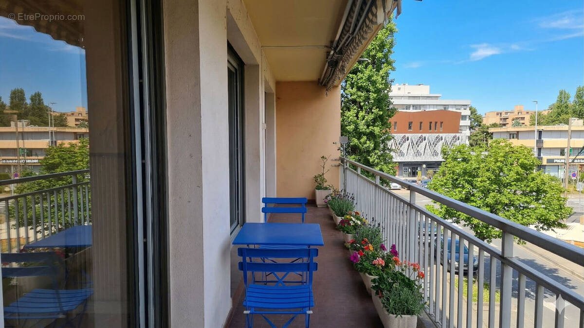 Appartement à TASSIN-LA-DEMI-LUNE