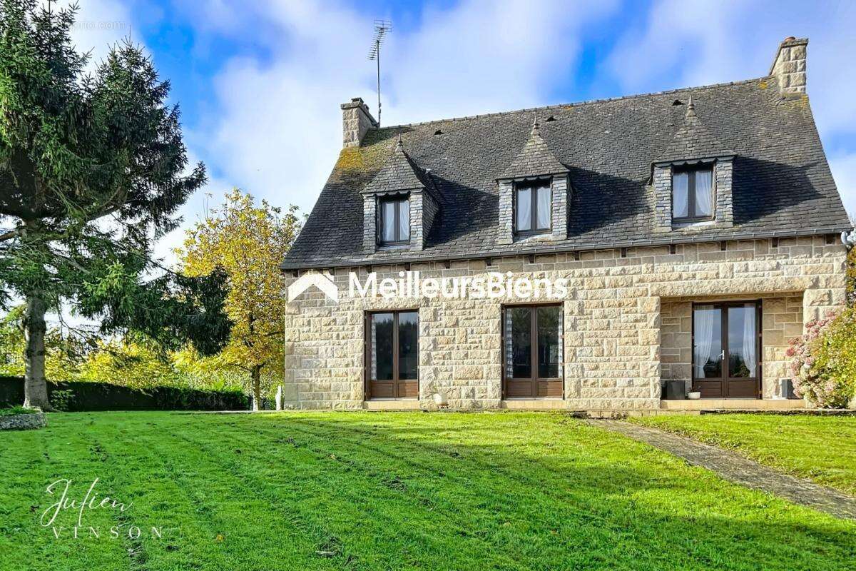 Maison à LE VIEUX-MARCHE