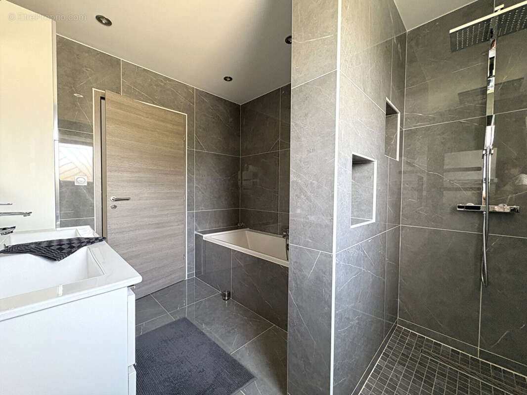 Maison à CARCASSONNE