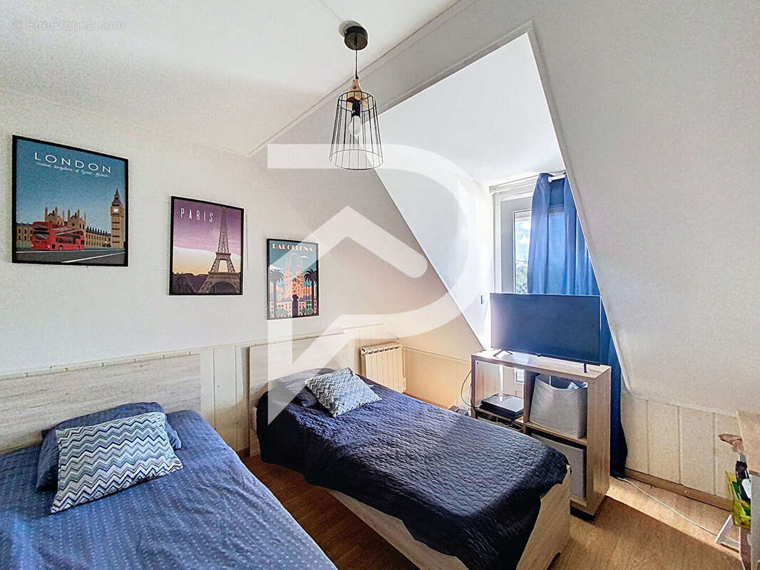 Maison à VERT-EN-DROUAIS