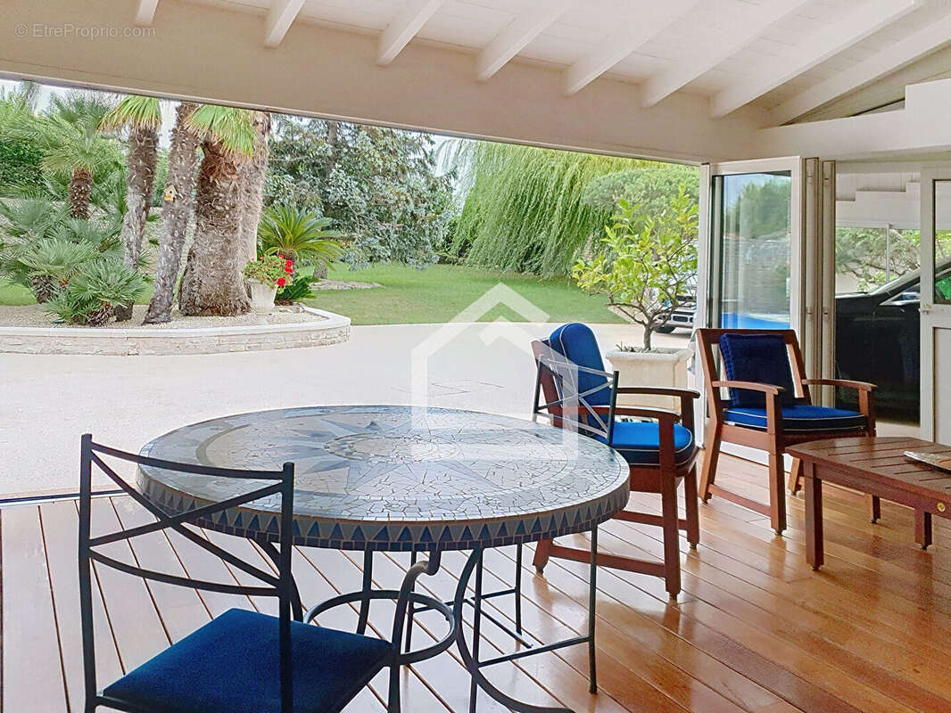 Maison à SAINT-MARTIN-DE-RE