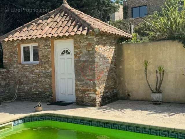 Maison à LES ADRETS-DE-L&#039;ESTEREL