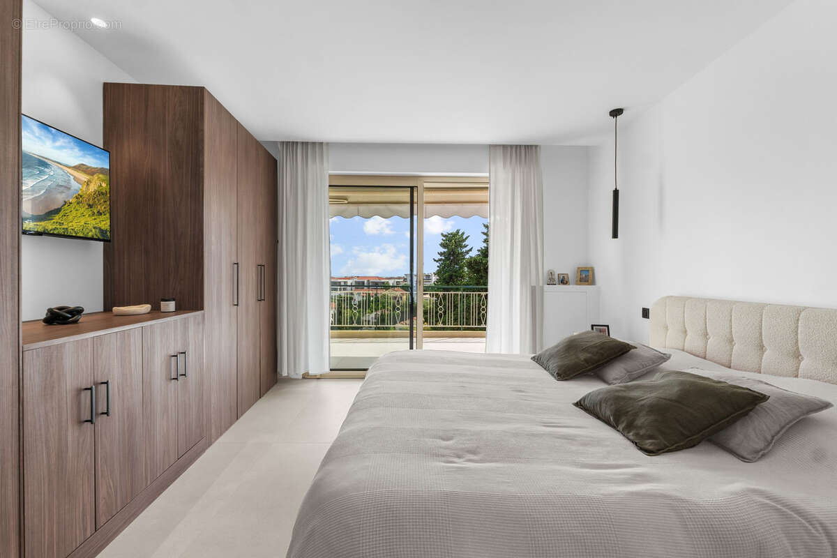 Appartement à LE CANNET