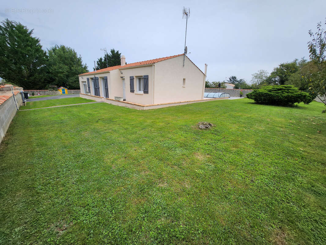 Maison à THIRE