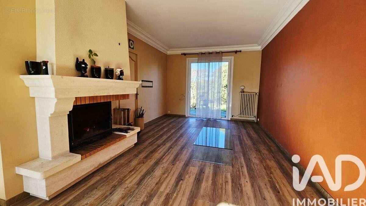 Photo 8 - Maison à NESMY