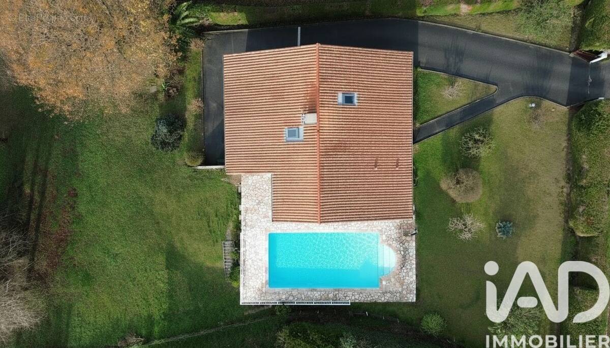 Photo 1 - Maison à URRUGNE