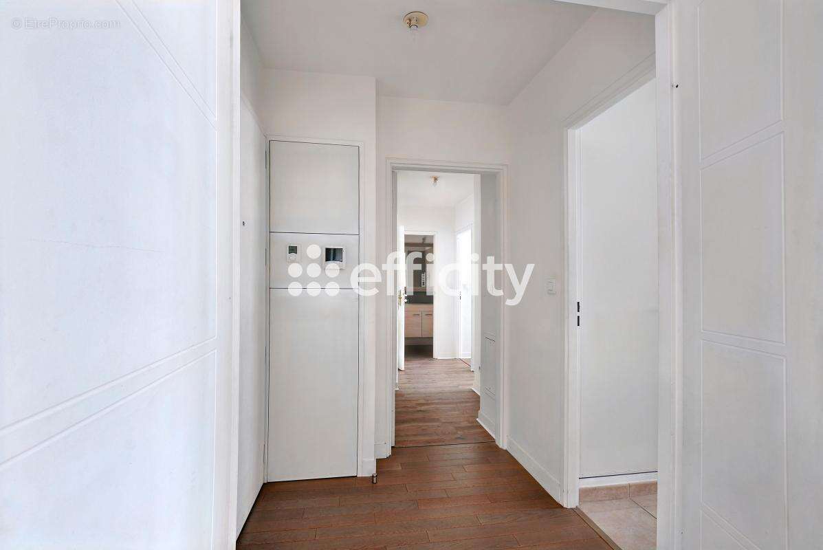 Appartement à SURESNES