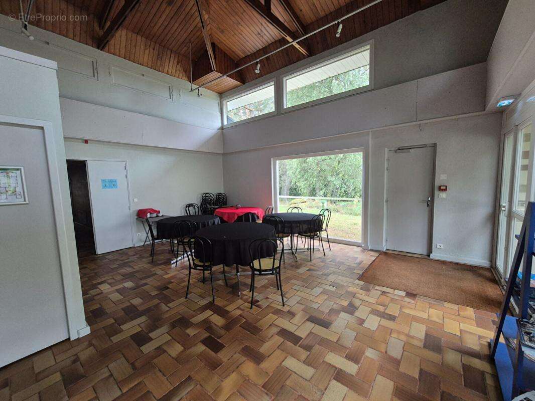 Maison à SAINT-YRIEIX-LE-DEJALAT