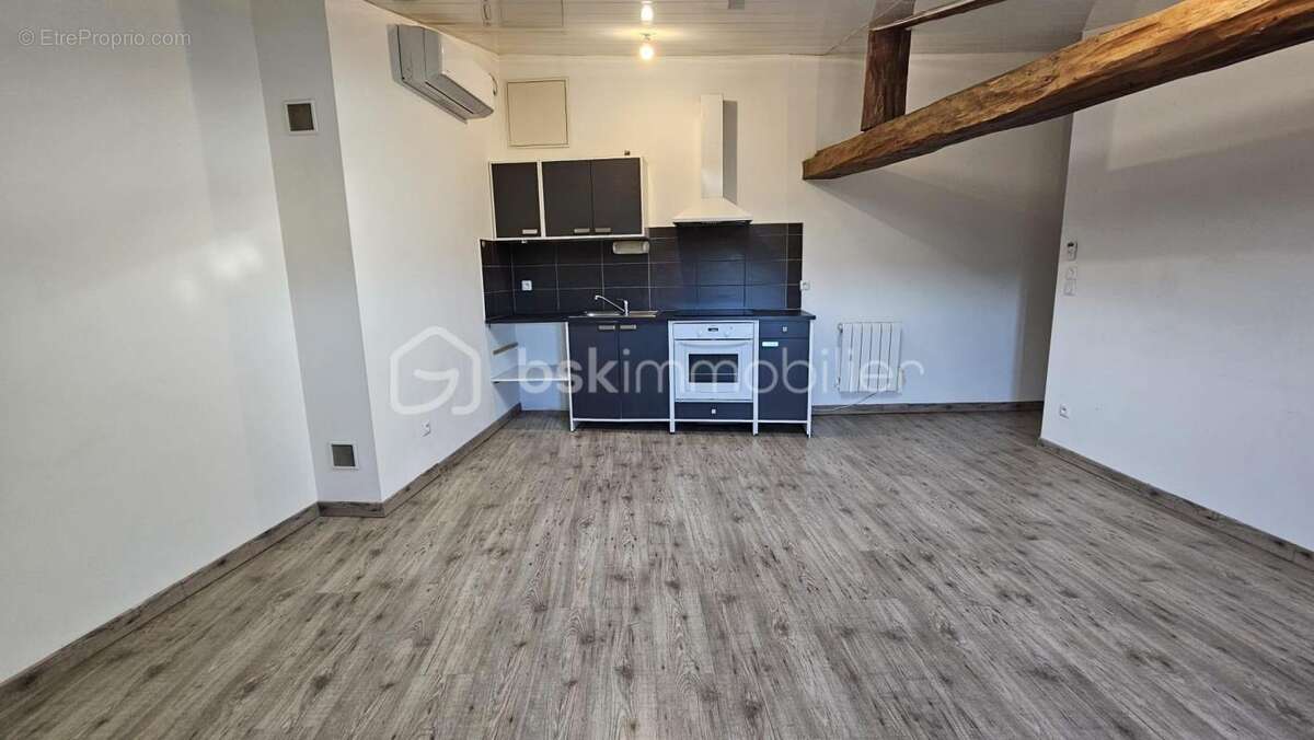 Appartement à CAMPS-LA-SOURCE