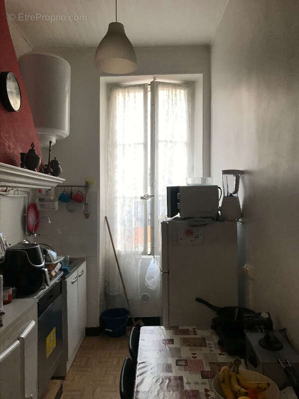Appartement à MARSEILLE-2E