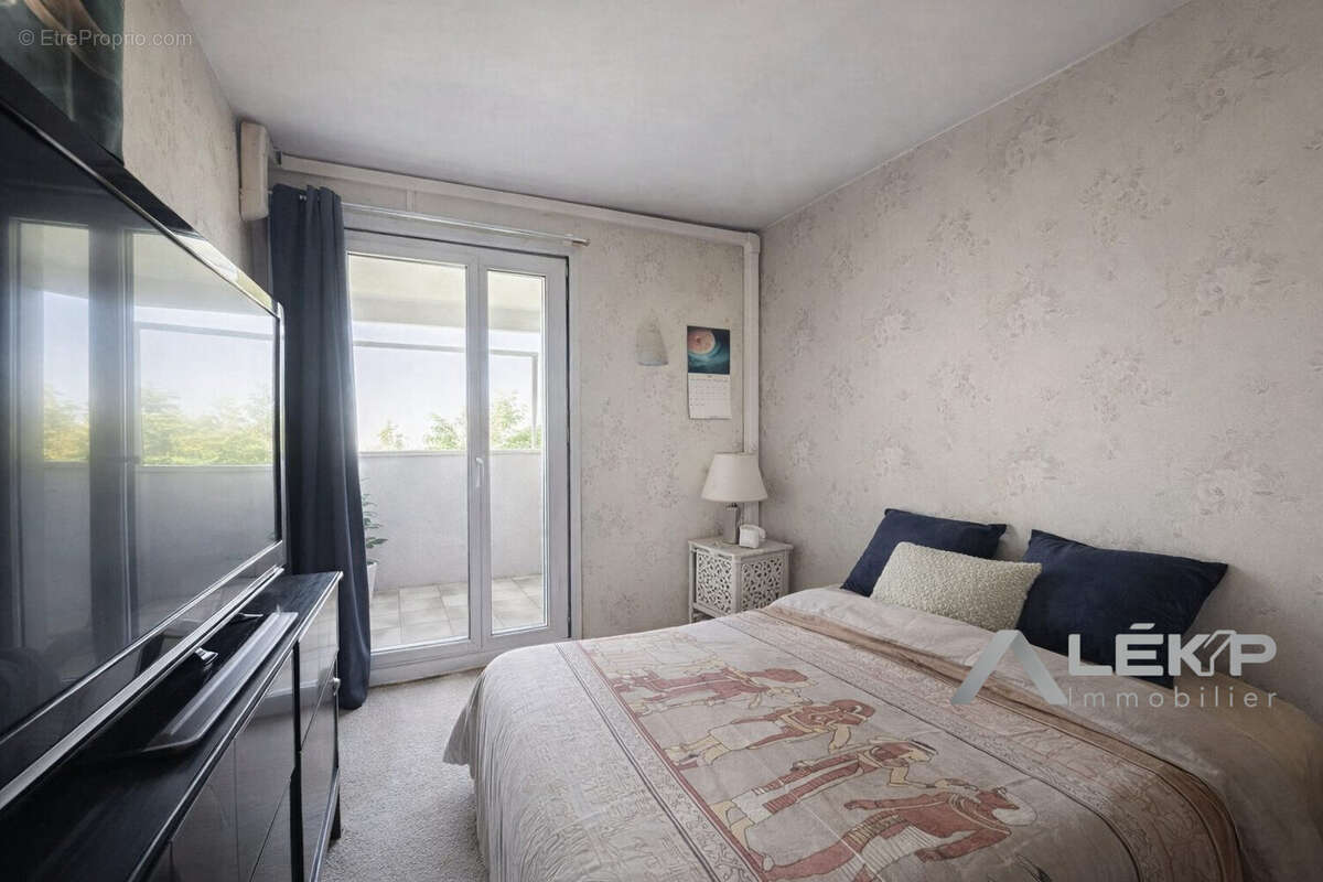 Appartement à NANTERRE