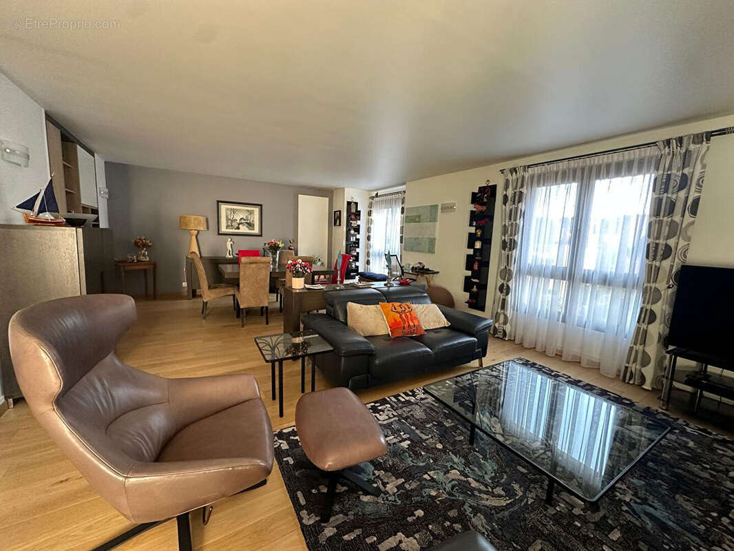 Appartement à MAISONS-LAFFITTE