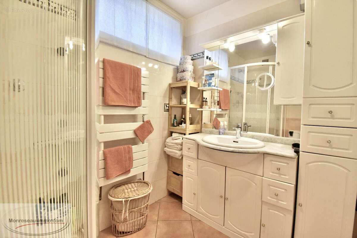 Appartement à LE CANNET