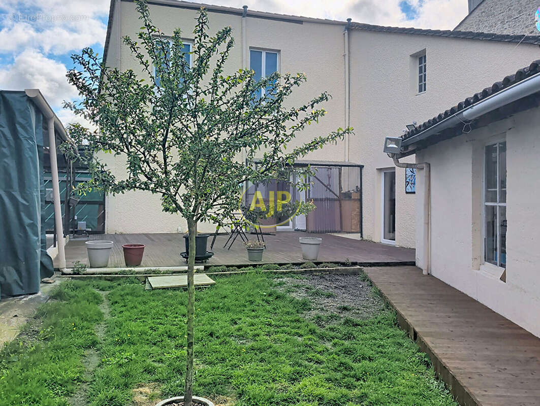 Maison à SAINT-YZANS-DE-MEDOC