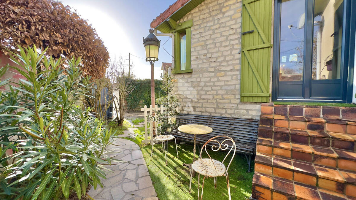 Maison à ATHIS-MONS