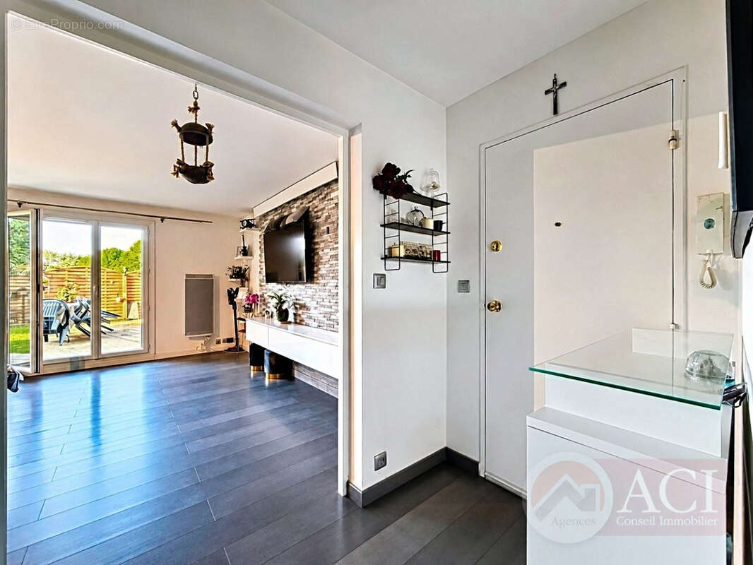Appartement à SAINT-BRICE-SOUS-FORET