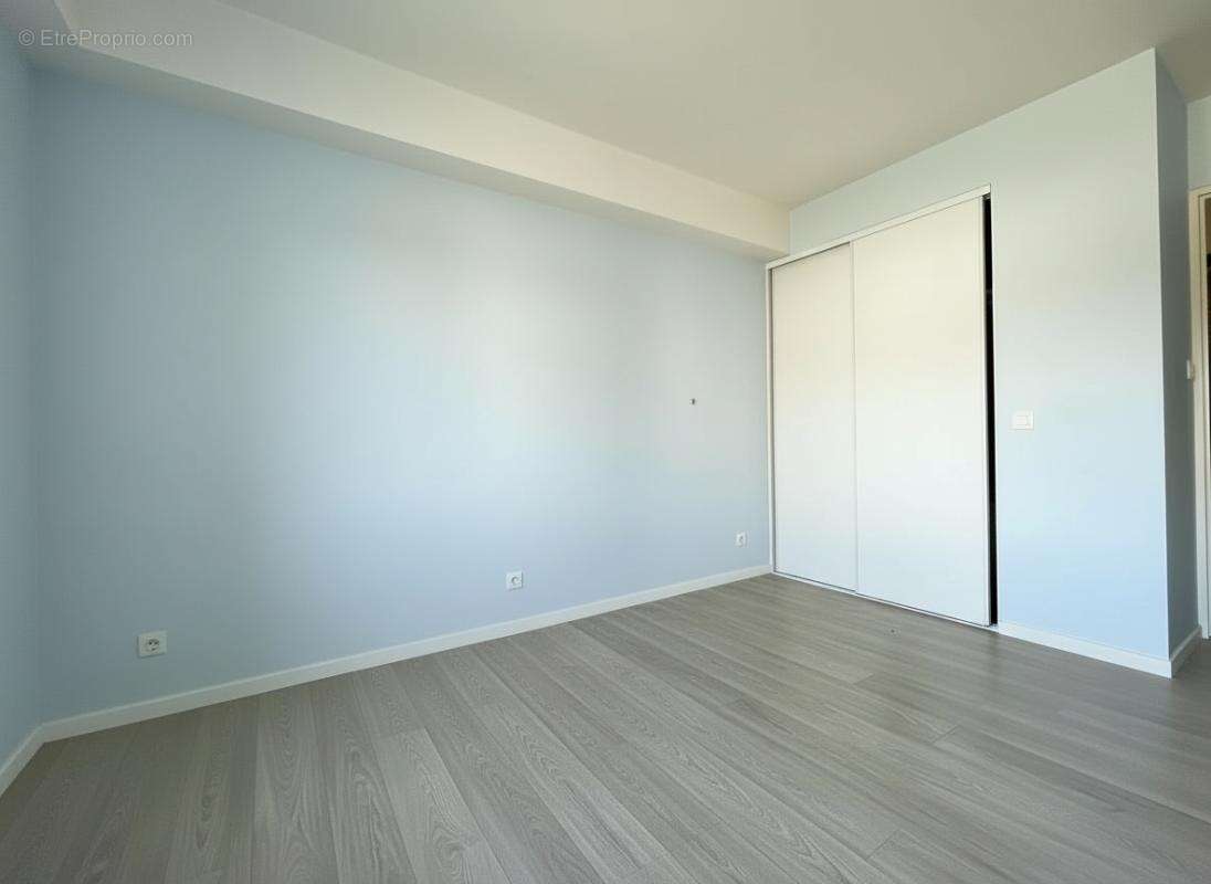 Appartement à ROMILLE