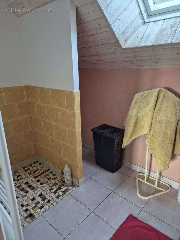 Maison à JOUE-SUR-ERDRE