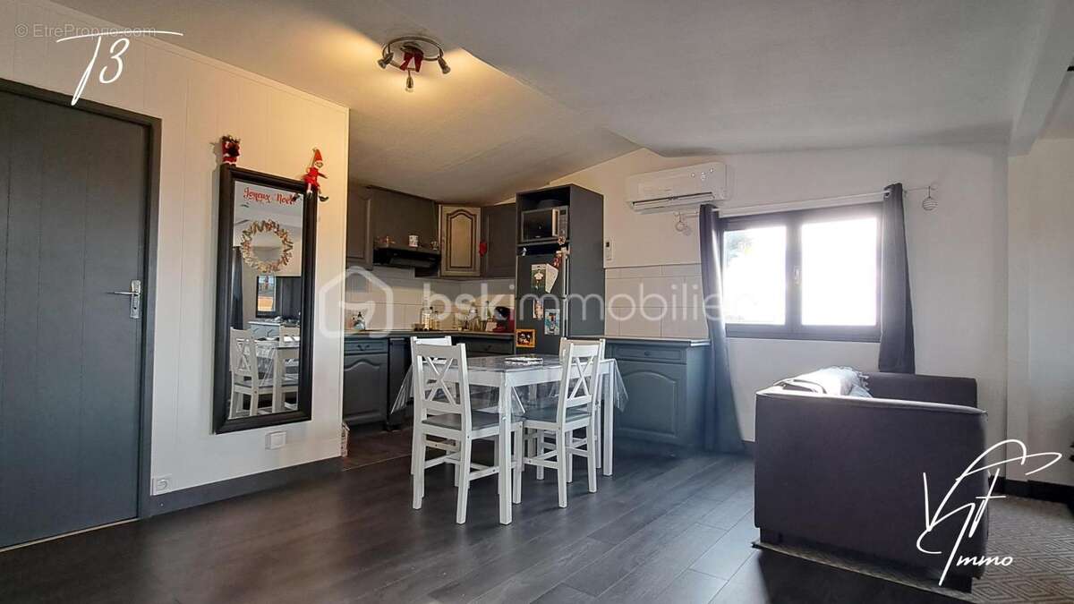 Maison à LE CASTELLET