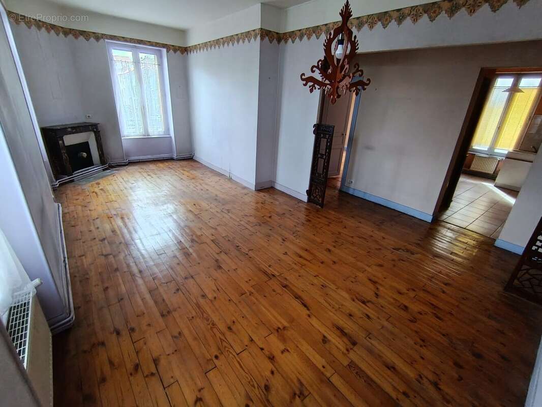 Appartement à CHAMALIERES