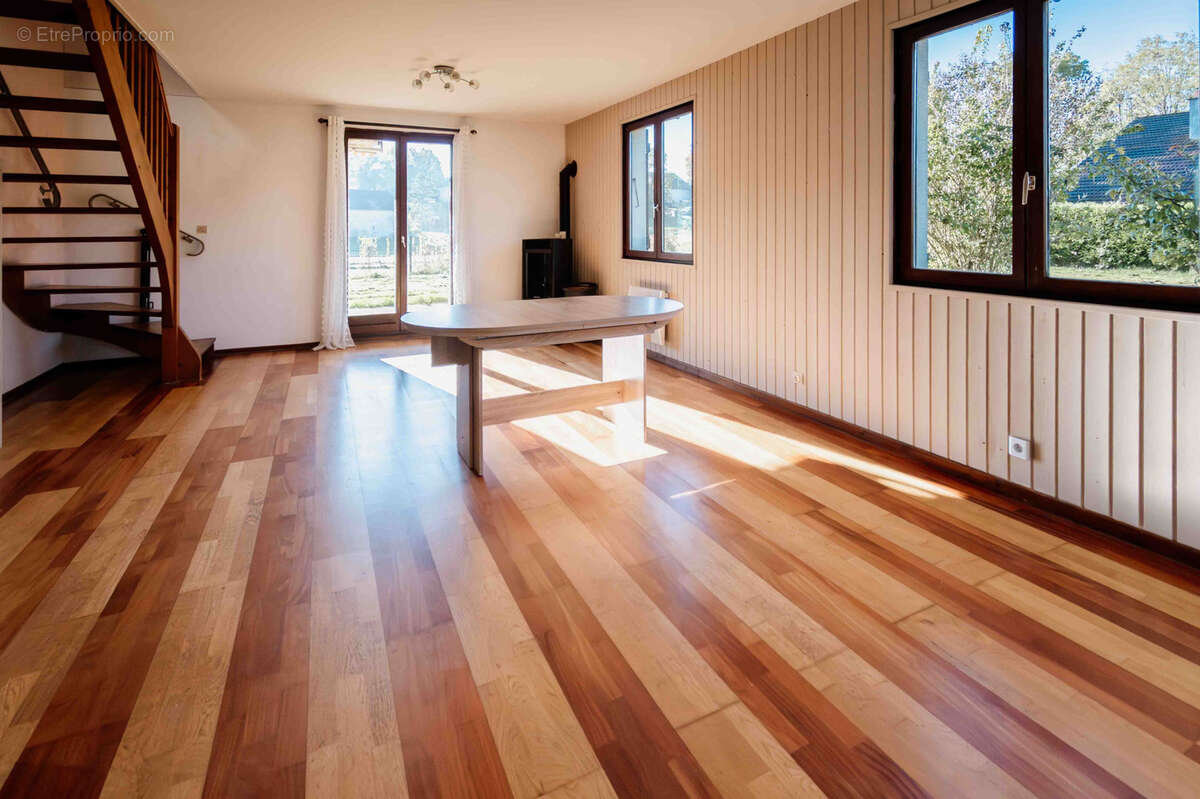 Maison à SEPTFONTAINES