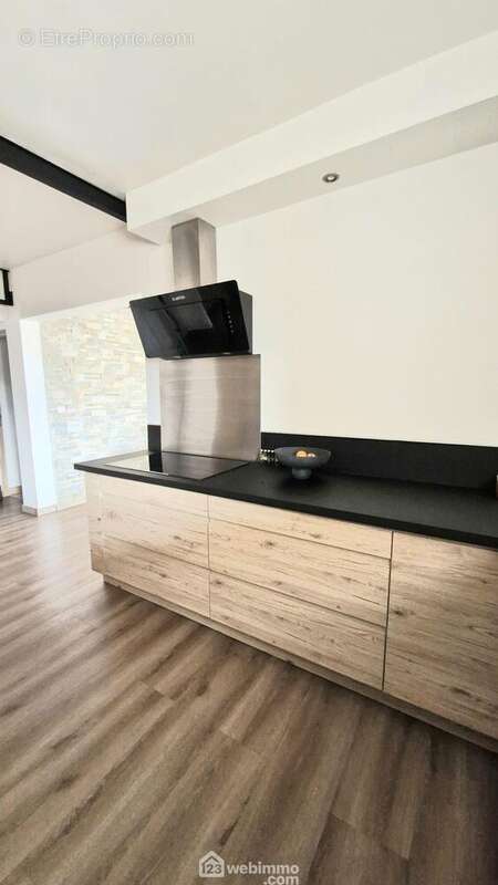 1er étage - Maison à SAINTES-MARIES-DE-LA-MER