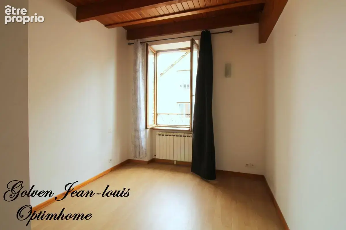 Appartement plein de charme et lumineux à SAINT AFFRIQUE (12) - photo 4