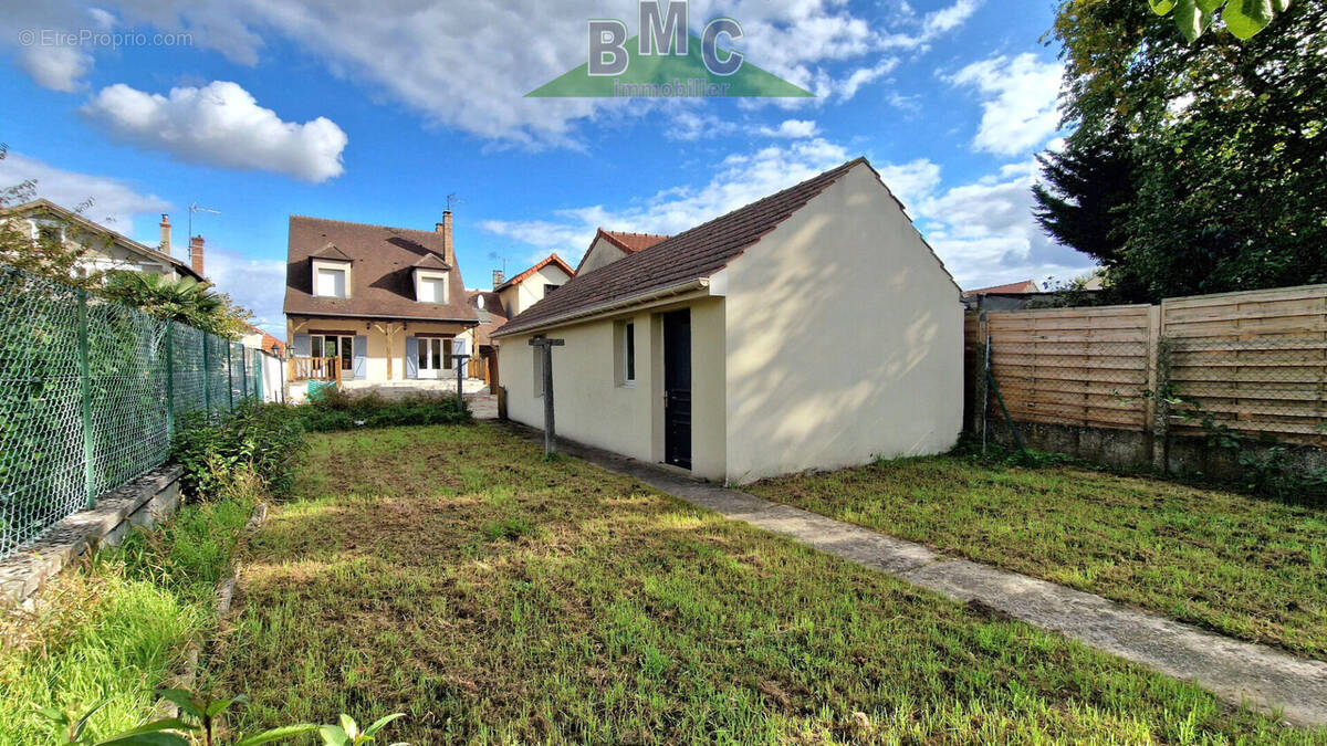Maison à MONTIGNY-LES-CORMEILLES