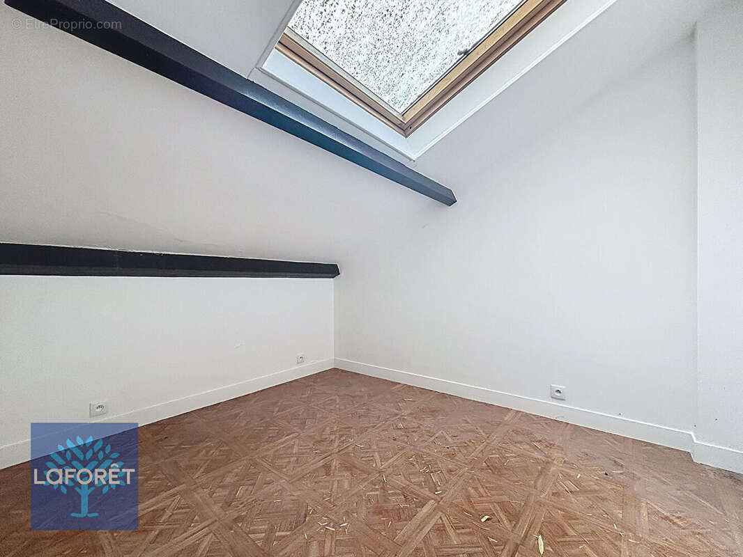 Maison à CHENNEVIERES-SUR-MARNE