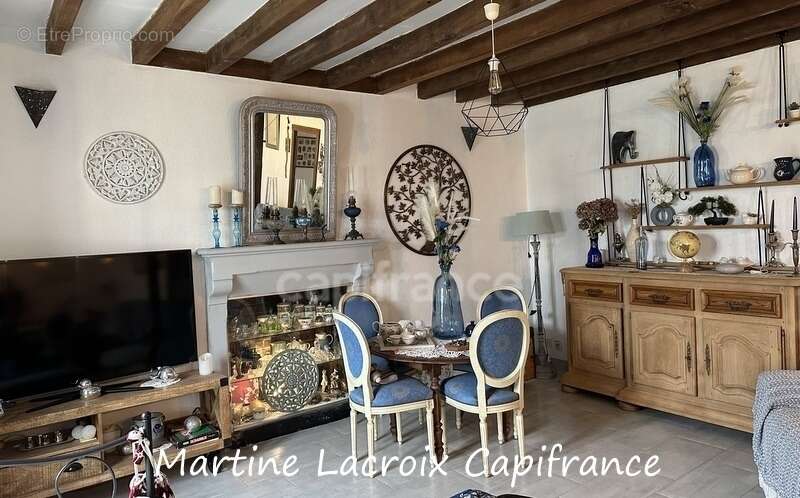 Maison à BONNETABLE