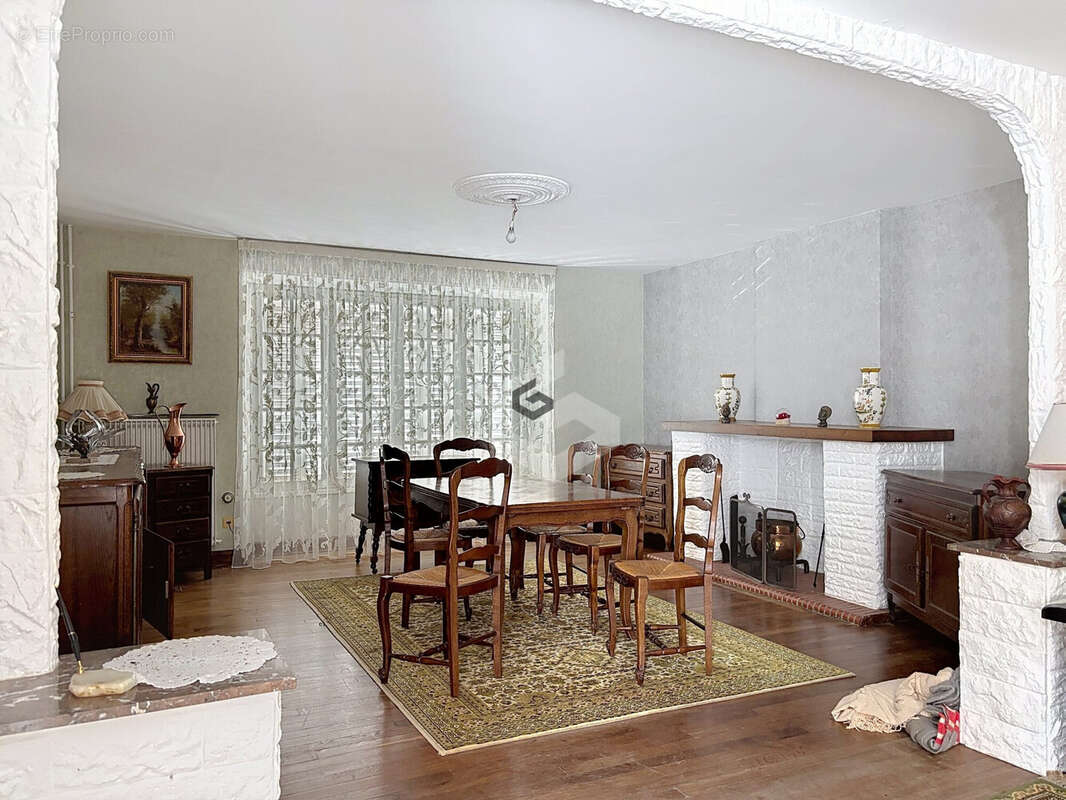 Maison 229 m² à Ville-Dommange  - photo 5