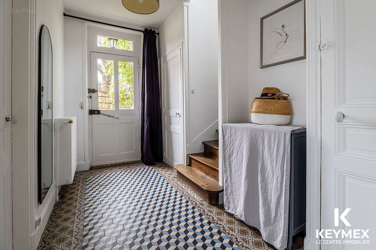 Maison à BEAUMONT-SUR-OISE