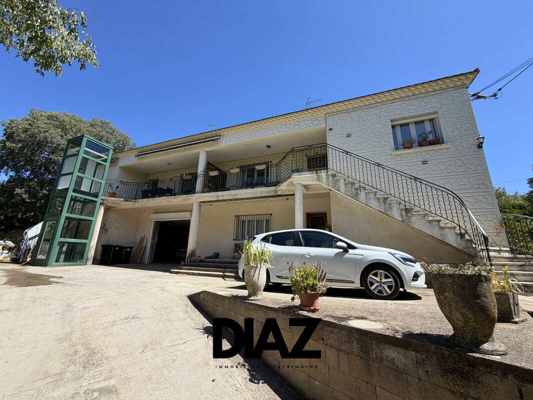 Appartement à NIMES